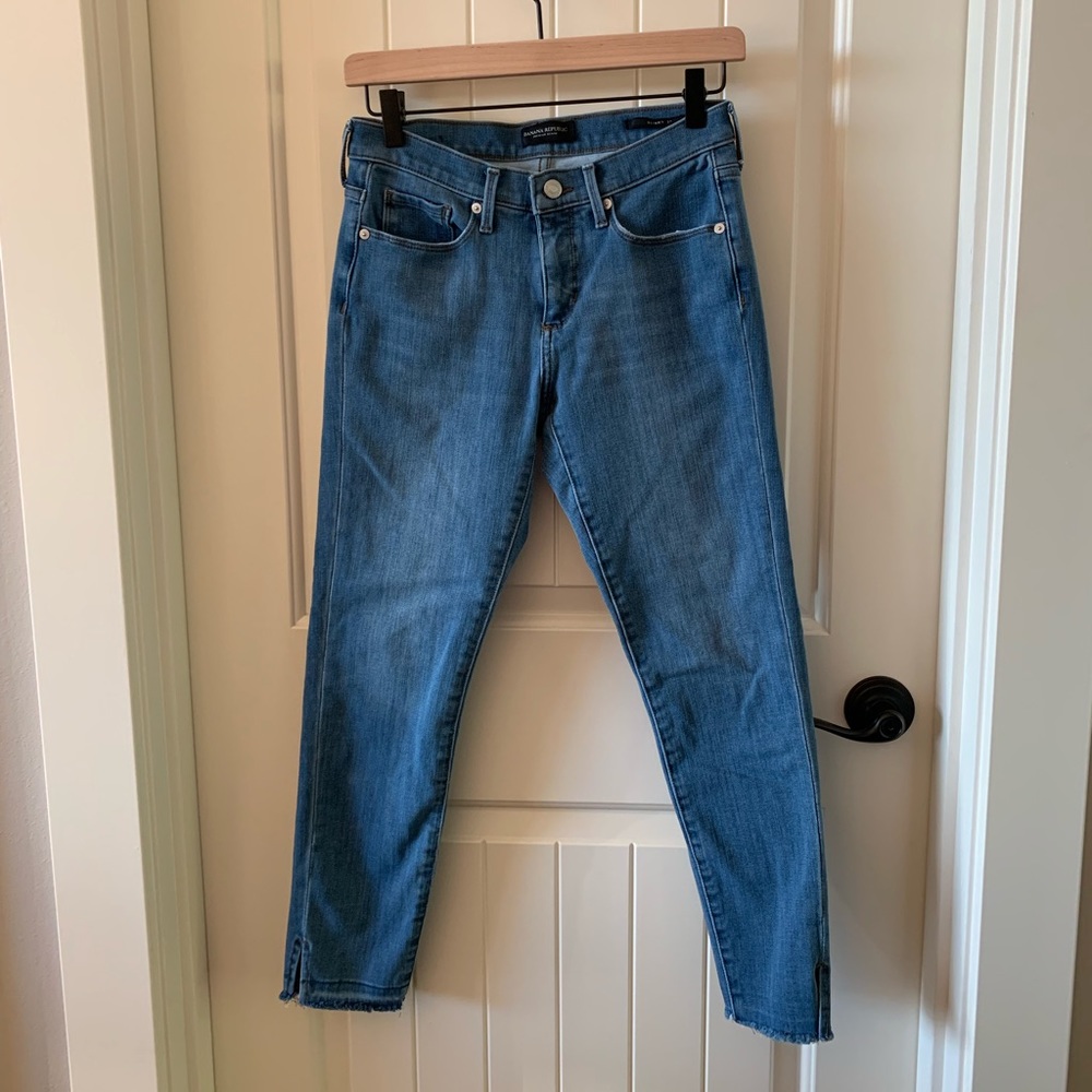 Banana Republic Jeans •Size 27•
